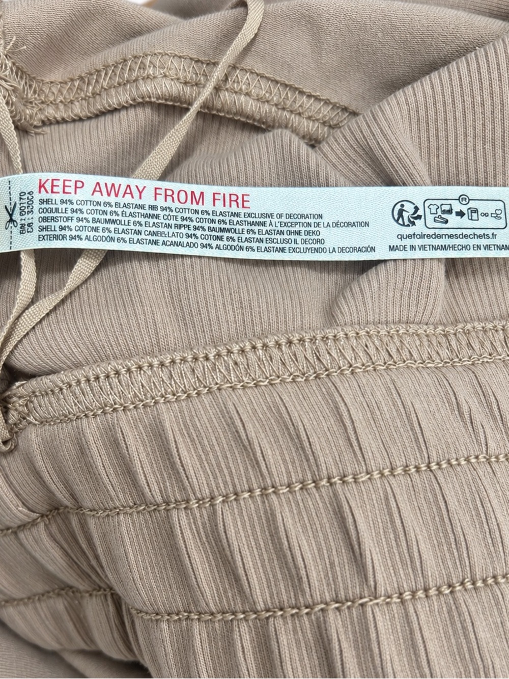 FP Movement by Free People SZ M Tan/White/Navy Wide-Leg Joggers/Waist 31”-40” - Picture 10 of 12